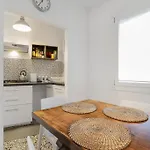 Venezia, 15 Minutes From Venice, Parking,shuttle Airport, Train Station Miranese Apartament *