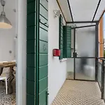 Venezia, 15 Minutes From Venice, Parking,shuttle Airport, Train Station Miranese *