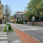 Venezia, 15 Minutes From Venice, Parking,shuttle Airport, Train Station Miranese Apartament *