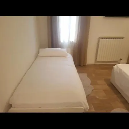Center, 15 Minutes From Venice, Parking Miranese