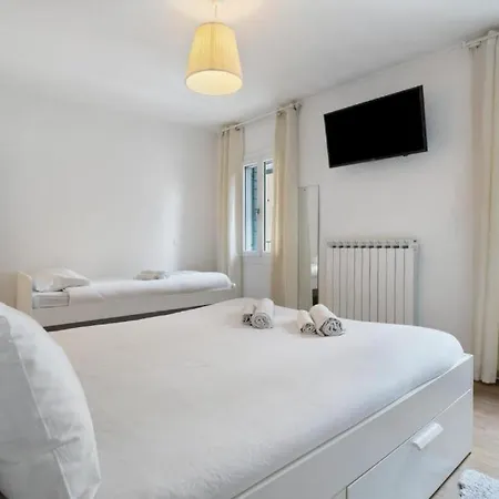 Venezia, 15 Minutes From Venice, Parking,shuttle Airport, Train Station Miranese Διαμέρισμα Μέστρε