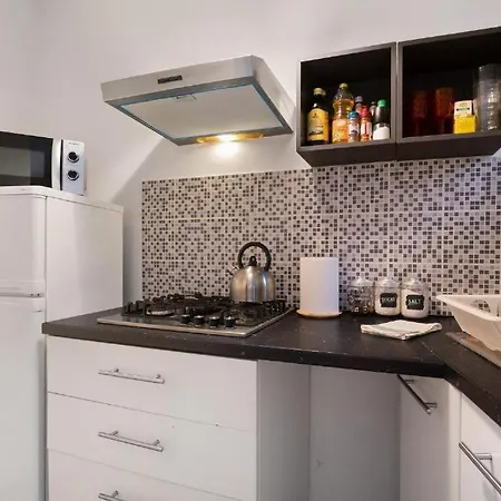 Venezia, 15 Minutes From Venice, Parking,shuttle Airport, Train Station Miranese Διαμέρισμα Μέστρε